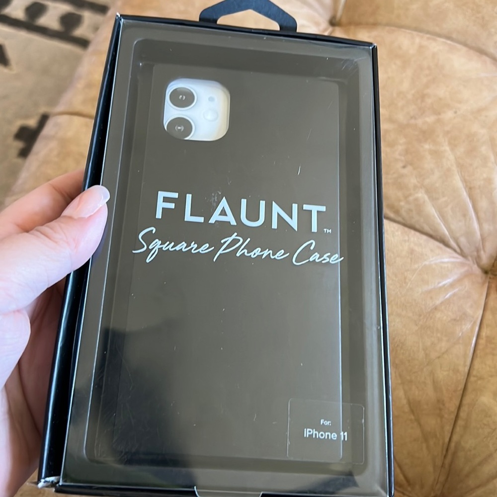🖤FLAUNT phone case iPhone 11 black rectangle 🖤
